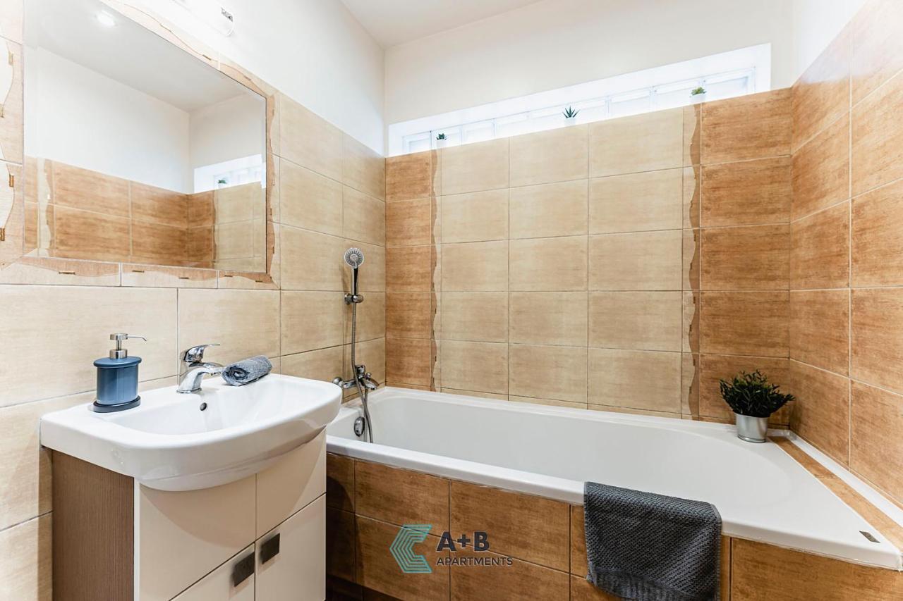 דירות לובלין Apartament Cicha Typu Superior I מראה חיצוני תמונה